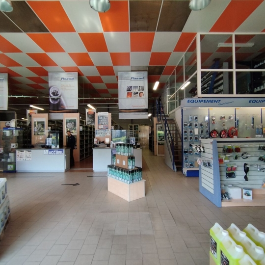  AGENCE IMMOBILIERE MARIN : Local / Bureau | CAHORS (46000) | 1 200 m2 | 8 000 € 