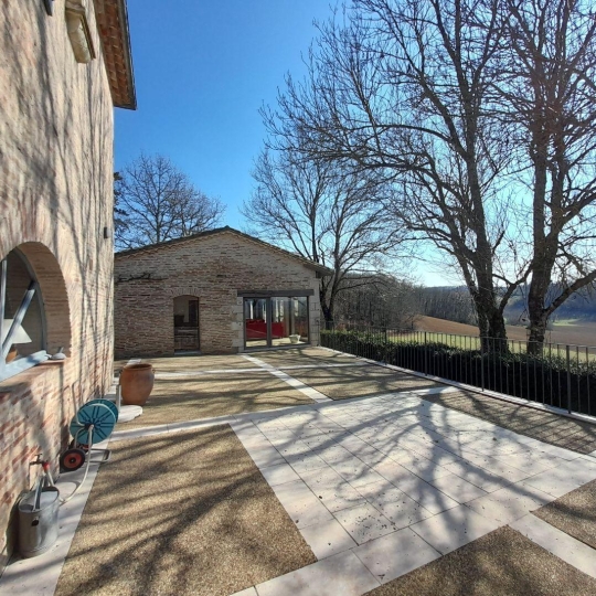  AGENCE IMMOBILIERE MARIN : Domaines / Propriétés | DURFORT-LACAPELETTE (82390) | 280 m2 | 850 000 € 