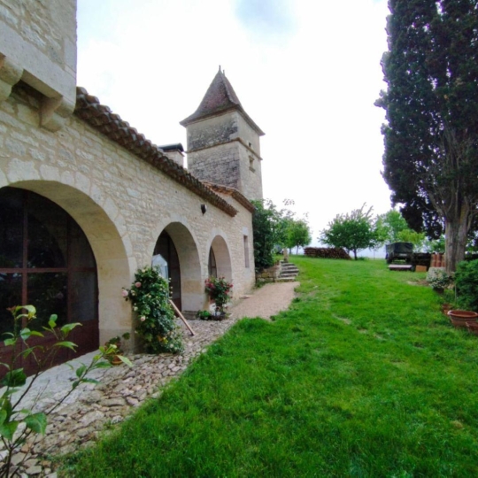  AGENCE IMMOBILIERE MARIN : Domaines / Propriétés | FLAUGNAC (46170) | 200 m2 | 528 000 € 