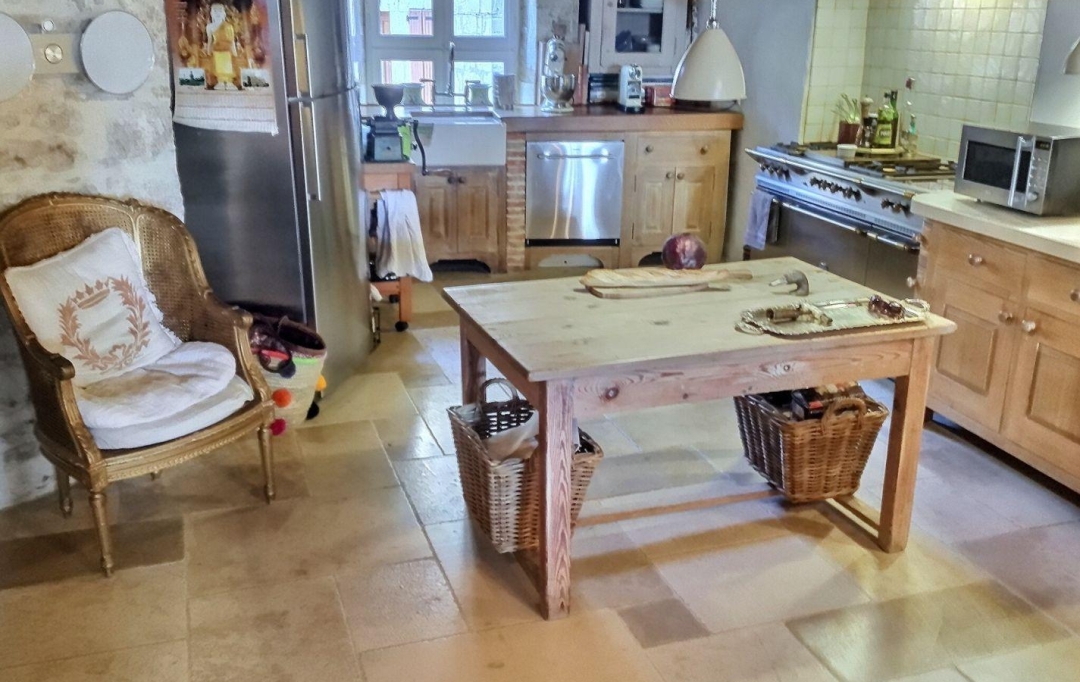 AGENCE IMMOBILIERE MARIN : House | CASTELNAU-MONTRATIER (46170) | 430 m2 | 750 000 € 