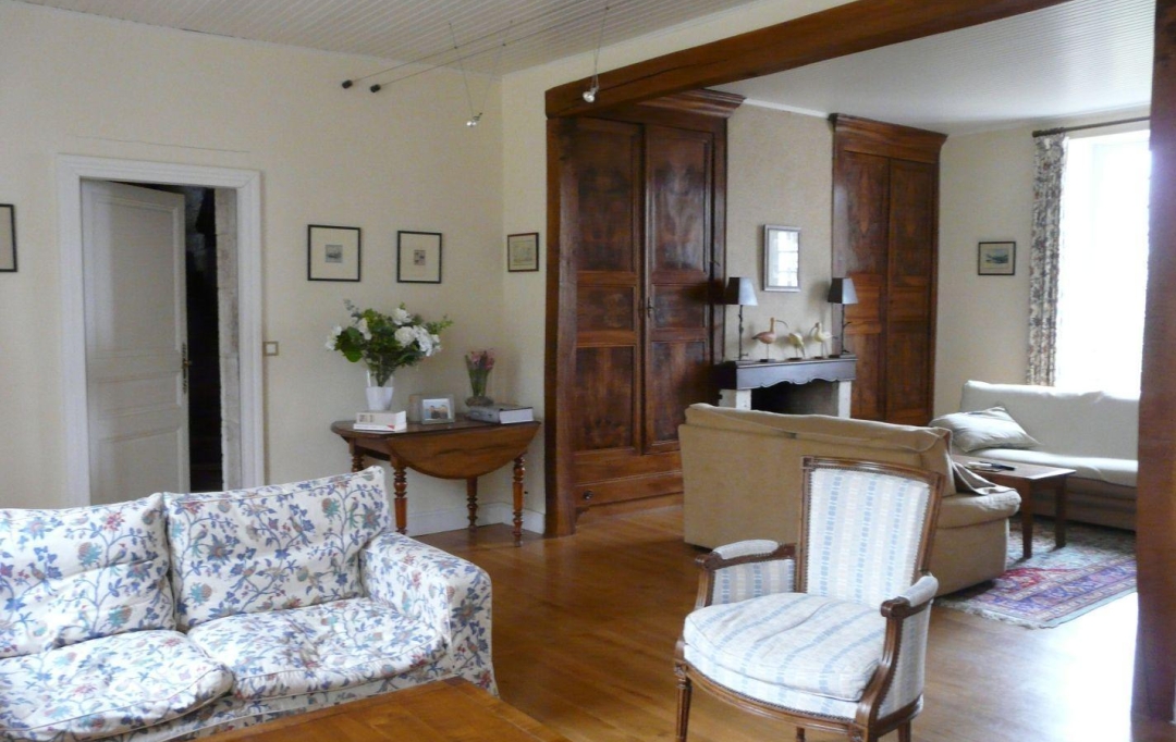 AGENCE IMMOBILIERE MARIN : Domaines / Propriétés | CASTELNAU-MONTRATIER (46170) | 263 m2 | 787 500 € 