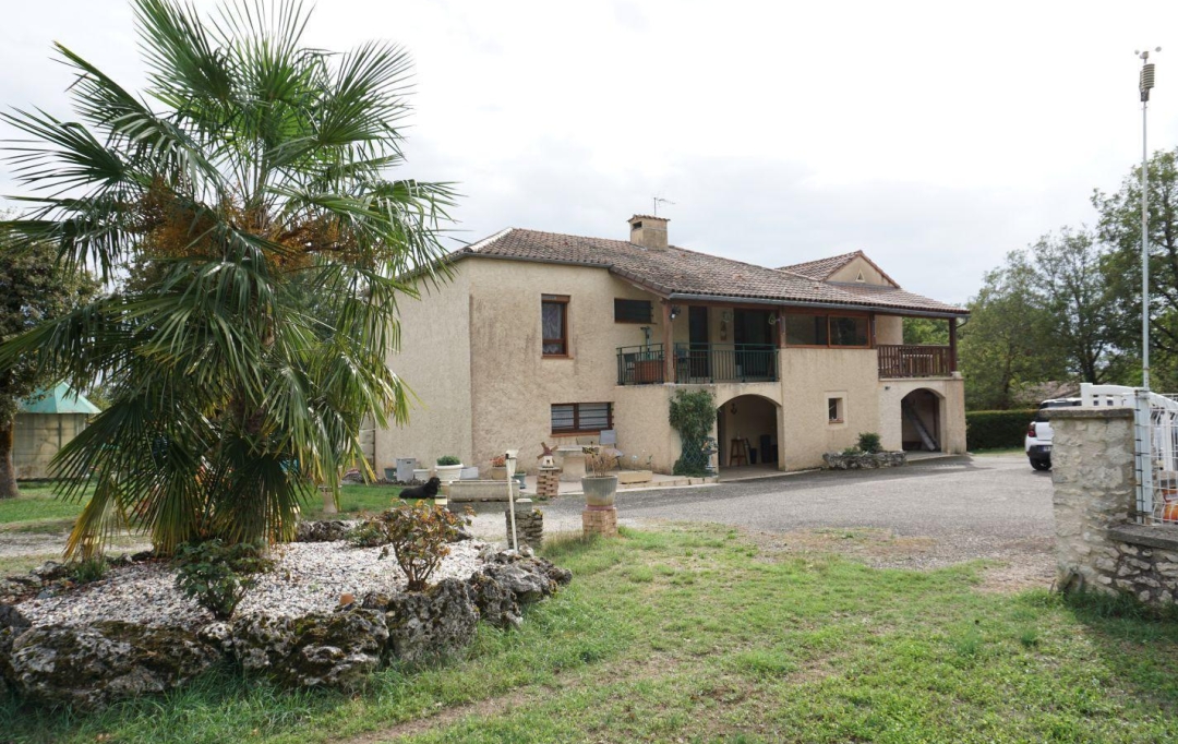 AGENCE IMMOBILIERE MARIN : House | SAINT-PAUL-DE-LOUBRESSAC (46170) | 102 m2 | 264 000 € 