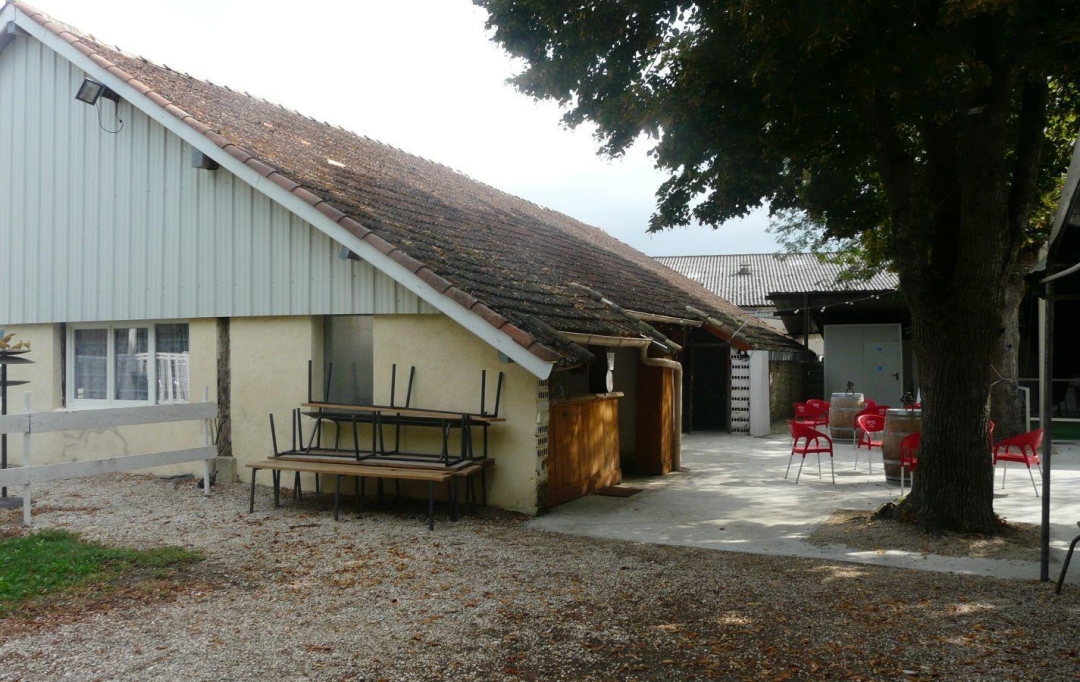 AGENCE IMMOBILIERE MARIN : Commerces | CASTELNAU-MONTRATIER (46170) | 330 m2 | 150 000 € 