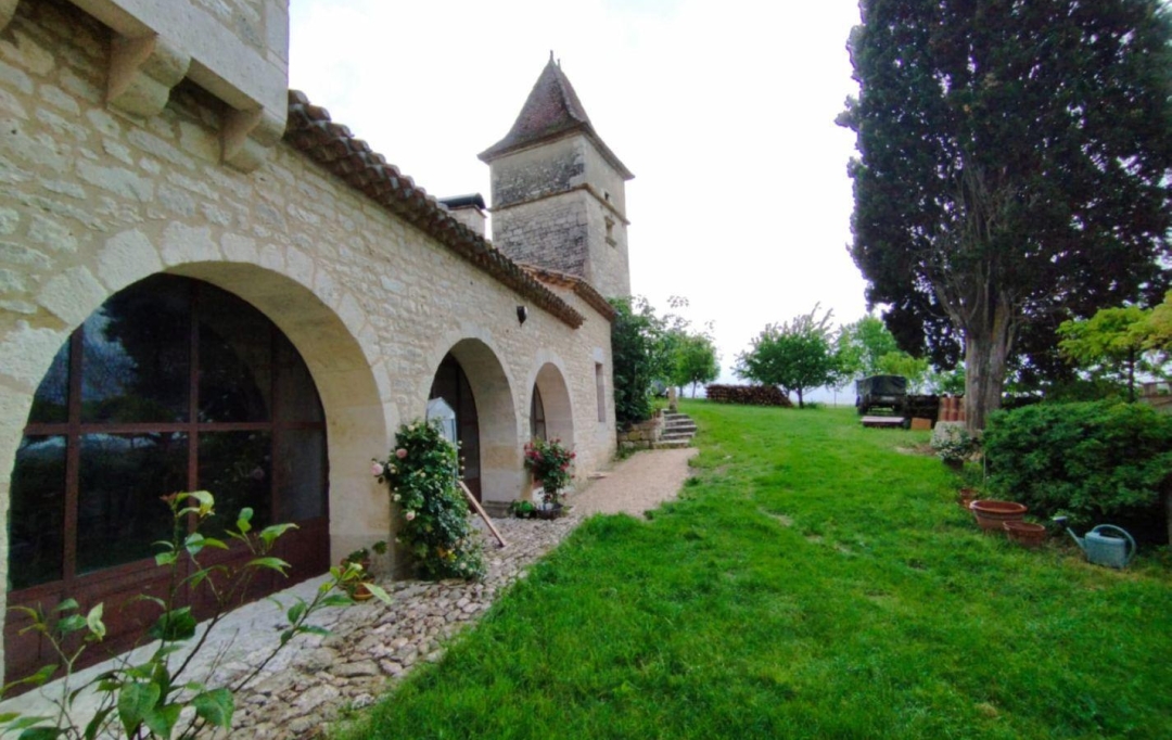 AGENCE IMMOBILIERE MARIN : Domaines / Propriétés | FLAUGNAC (46170) | 200 m2 | 528 000 € 