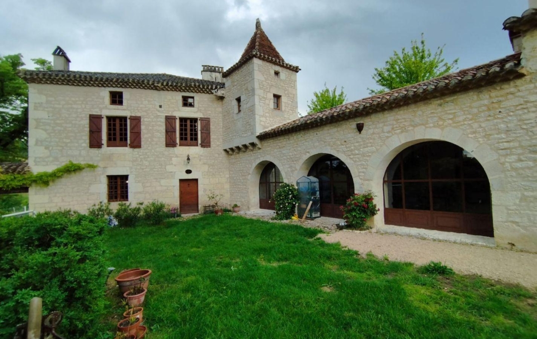AGENCE IMMOBILIERE MARIN : Domaines / Propriétés | FLAUGNAC (46170) | 200 m2 | 528 000 € 