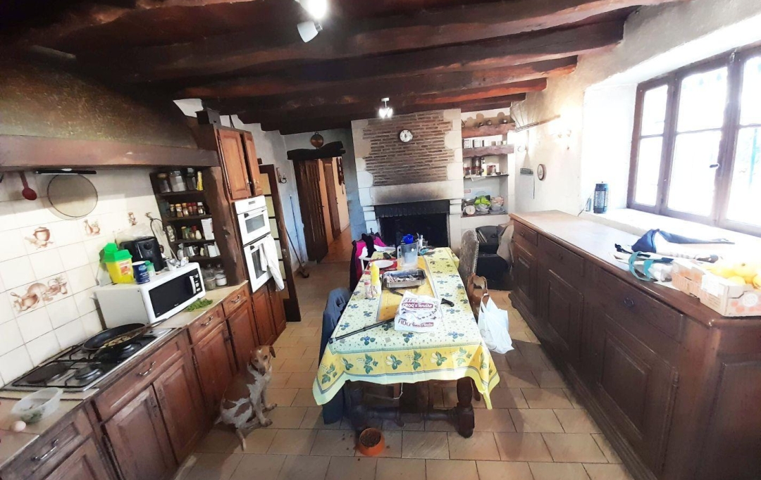 AGENCE IMMOBILIERE MARIN : Maison / Villa | MONTAIGU-DE-QUERCY (82150) | 350 m2 | 402 800 € 