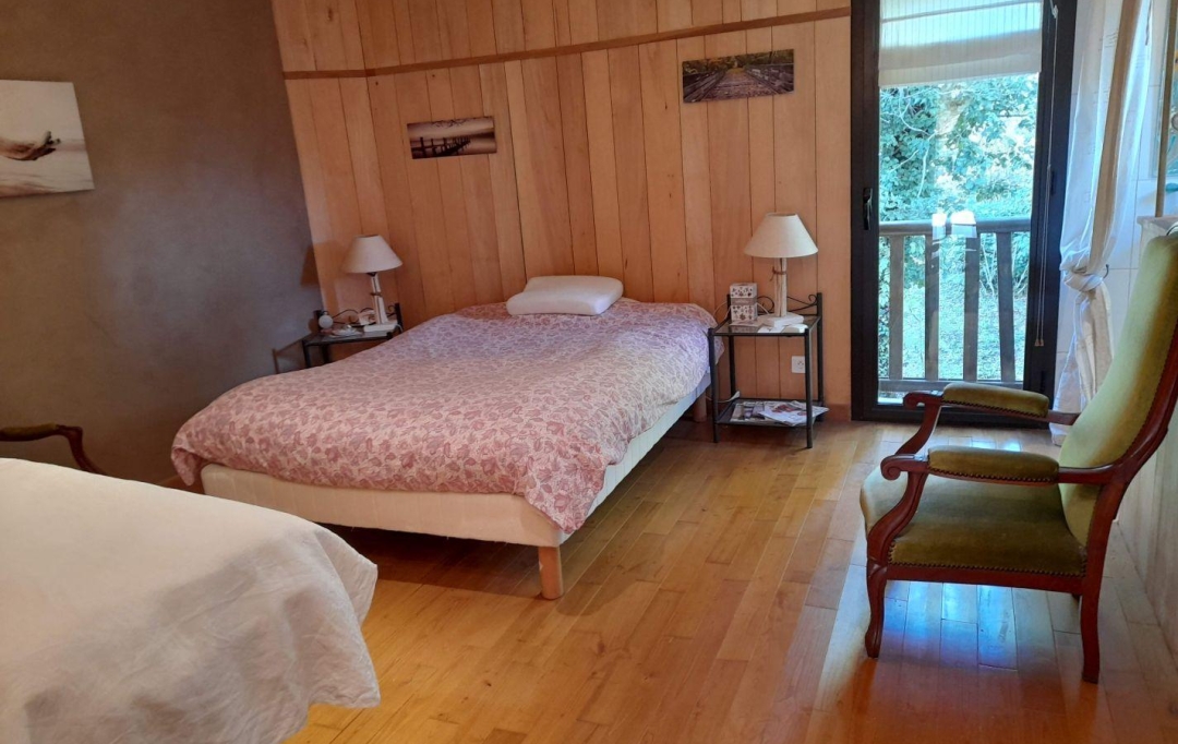 AGENCE IMMOBILIERE MARIN : Maison / Villa | MONTCUQ (46800) | 325 m2 | 727 160 € 