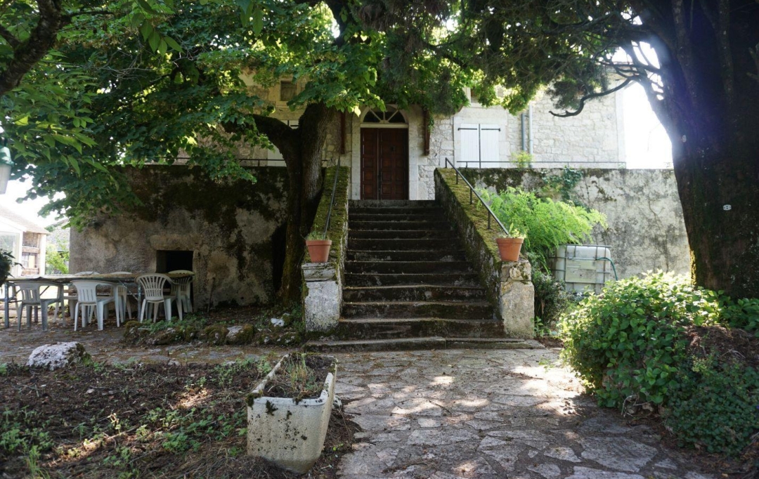 AGENCE IMMOBILIERE MARIN : Domaines / Propriétés | CASTELNAU-MONTRATIER (46170) | 208 m2 | 298 500 € 