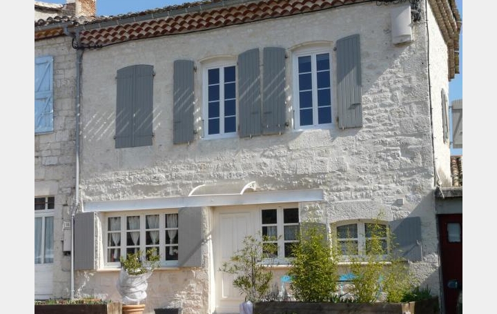 Maison de village   CASTELNAU-MONTRATIER  150 m2 149 900 € 