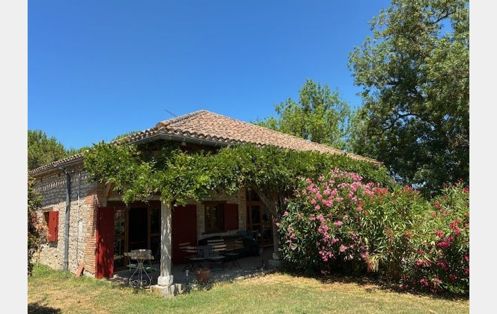 Maison CASTELNAU-MONTRATIER 194 m2 348 000 € Maison CASTELNAU-MONTRATIER 194 m2 348 000 €